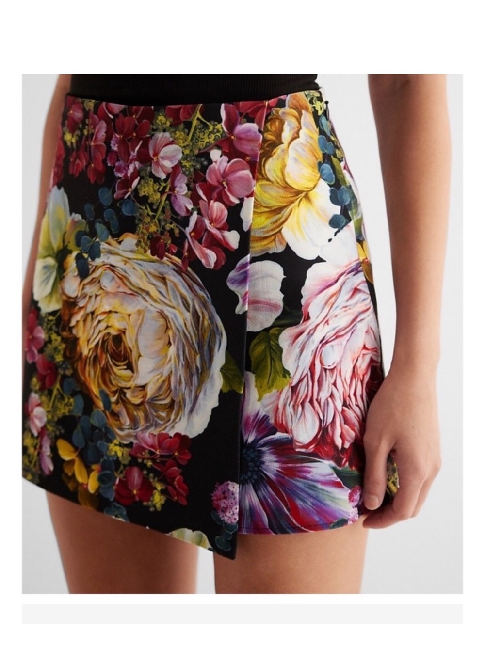 Express Black Floral A-Line Mini Skort